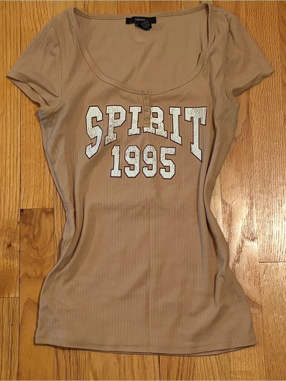 Forever 21 Tan Scoop Neck Ribbed Tee with White "SPIRIT 1995" Graphic